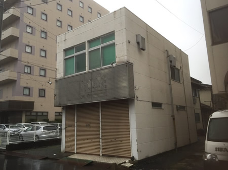 鉄骨店舗、住宅を解体前の写真